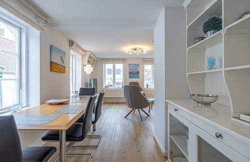 Flensburg Apartment | fewo1846 - Hugo Eckener/centrally located maisonette apt. on the 1st floor
