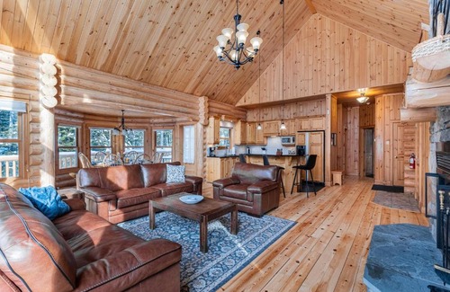 Fiddler Lake Resort Ski Chalet | Fiddler Lake Resort Chalet 76 Deer