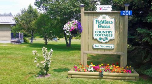 Brackley Beach Apartment | Fiddler's Green Country Cottages