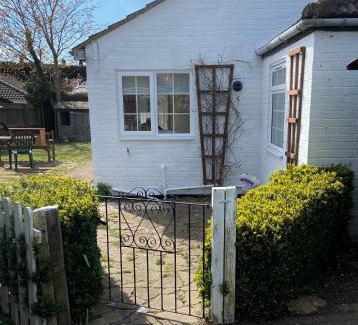 Whittlesey House | Field Cottage
