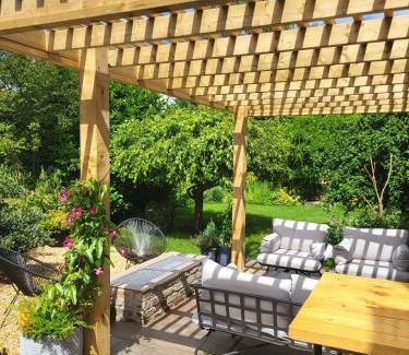 Eastrington Bed & Breakfast | Field View B&B
