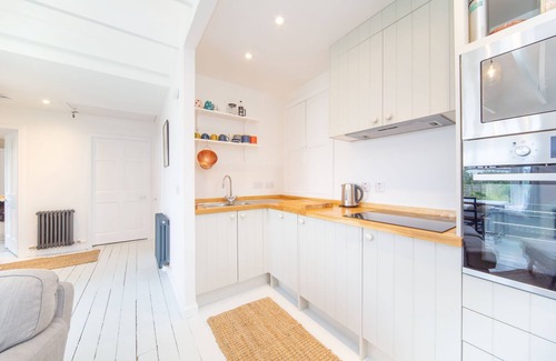 Pittenweem Cottage | Fig Cottage is a traditional cottage with a modern twist