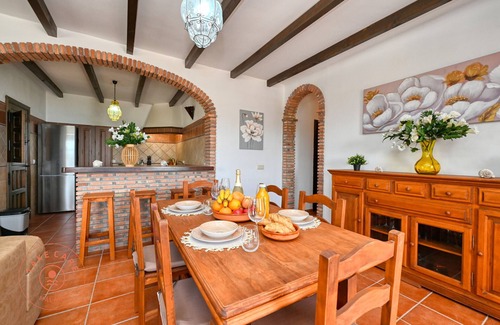 Sayalonga Ski Chalet | Finca Aurelia in countryside Malaga - TCM