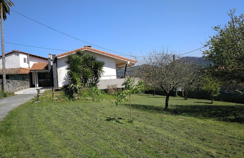 Bedrinana Ski Chalet | Finca La Forna located in the natural reserve Ría de Villaviciosa, Asturias