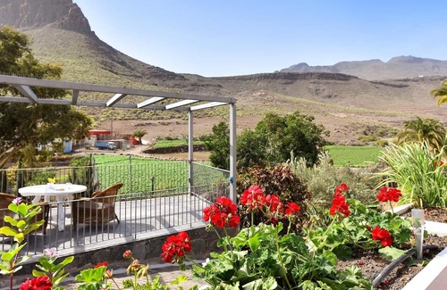 Aguimes Cottage | Finca Los Quevedo - Three Bedroom Cottage, Sleeps 6