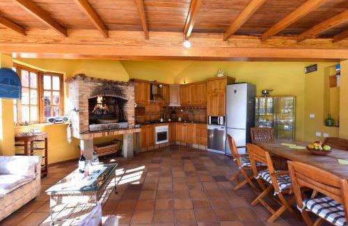 La Solana Cabin | Finca Madroñal with Pool in Gran Canaria by VillaGranCanaria
