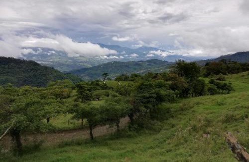 Pacuare Reserve Bed & Breakfast | Finca Queveri