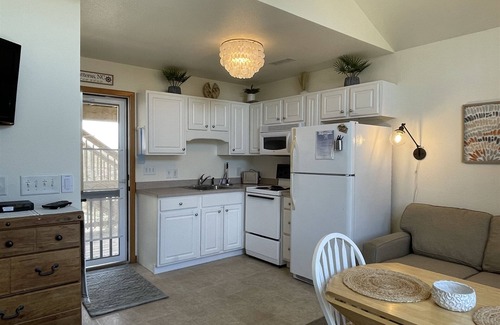 Hatteras Condo | Find pure peace with this little Piece of Heaven cabana!