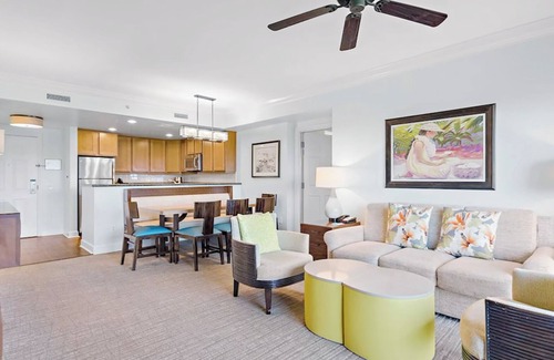 Poipu Resort | 𝐅𝐢𝐧𝐝𝐢𝐧𝐠 𝐌𝐞𝐢𝐥𝐢 Beach Fun at Waiohai Club +Resort Amenities. 2-Bedroom
