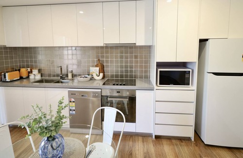 Midland Apartment | Fine Stay in Midland sleeps 2