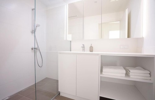 Favoriten Apartment | Fine Studio with Terrace - 15 Min to Center