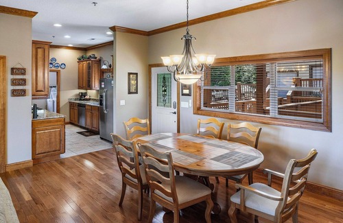 Whittier Condo | Finely Appointed Mtn Condo in Gated Resort, Only 4 Steps to get in, GREAT VIEW!