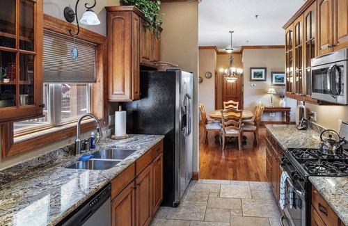 Whittier Condo | Finely Appointed Mtn Condo in Gated Resort, Only 4 Steps to get in, GREAT VIEW!