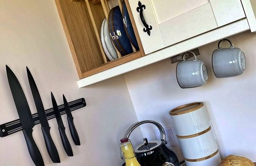 Chancery Apartment | Finest Retreats | Bracken Glamping Hut