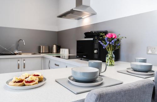 Porthleven Apartment | Finest Retreats - The Hideaway - Studio Apartment in Porthleven