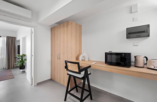 Larnaca Apartment | Finikoudes Marina View 202 - Charming Larnaca Centre Getaway