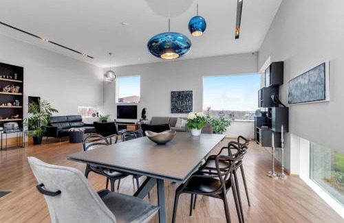 orlakshofn House | Finnsbud Country Residence - 30 mins from Reykjavík