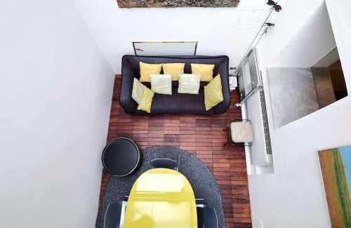 Chinatown Apartment | Fioravanti Suite