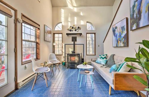 Tobyhanna House | Fire Pit, Deck and Pool Access Modern Poconos Gem