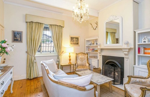 North Adelaide House | Firebird Cottage A Hallmark to Adelaides History