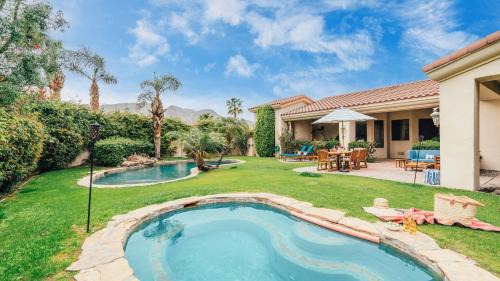 Desert Club Estates House | Firefly by AvantStay Spacious Backyard w Pool Hot Tub