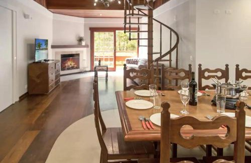 Campos do Jordao Apartment | Fireplace Penthouse 4 Bedrooms Capivari Games Room