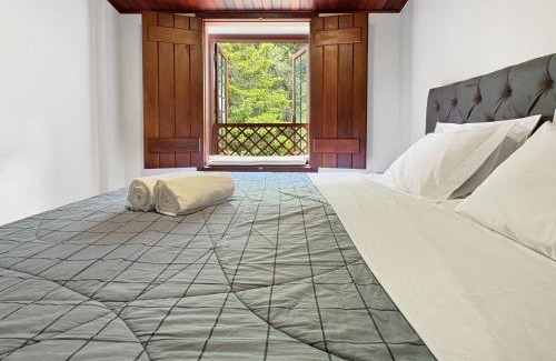 Campos do Jordao Apartment | Fireplace Penthouse 4 Bedrooms Capivari Games Room