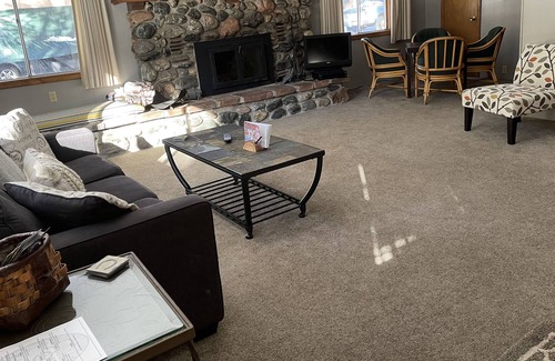 Bayfield House | Fireside - 6 Bedroom, 4 Bath Home