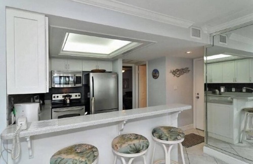 Siesta Key House | Firethorn 312 - 2 Bedroom Condo with Private Beach with lounge chairs & umbrella provided, 2 Pool.