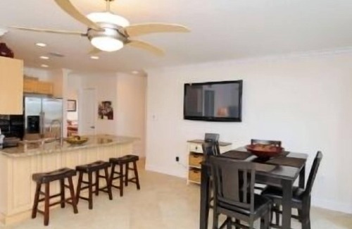 Siesta Key House | Firethorn 331 - 2 Bedroom Condo with Private Beach with lounge chairs & umbrella provided, 2 Pool.