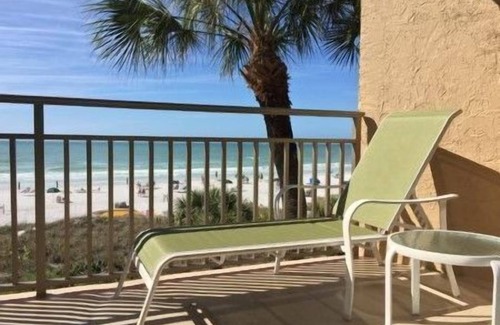 Siesta Key House | Firethorn 331 - 2 Bedroom Condo with Private Beach with lounge chairs & umbrella provided, 2 Pool.
