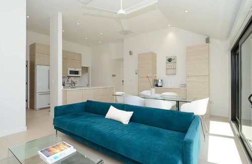 Siesta Key House | Firethorn 333 - 2 Bedroom Condo with Private Beach with lounge chairs & umbrella provided, 2 Pool.