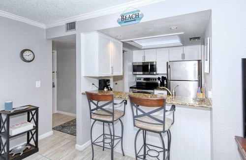 Siesta Key House | Firethorn 822 - 2 Bedroom Condo with Private Beach with lounge chairs & umbrella provided, 2 Pool.