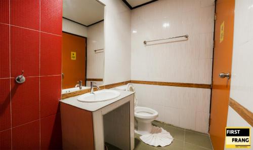 Ko Pha-ngan Hotel | First and Frang Hotel - Koh Phangan
