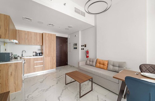 Abu Dhabi Apartment | FIRST CLASS | 1BR | Waterfront Bliss