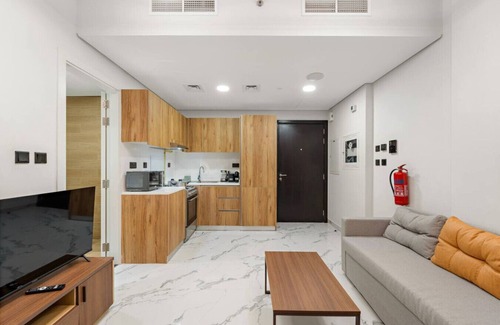 Abu Dhabi Apartment | FIRST CLASS | 1BR | Waterfront Bliss