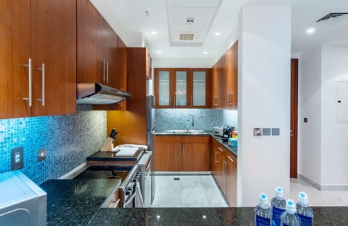 DIFC Apartment | FIRST CLASS | 1BR | Elegant DIFC Escape