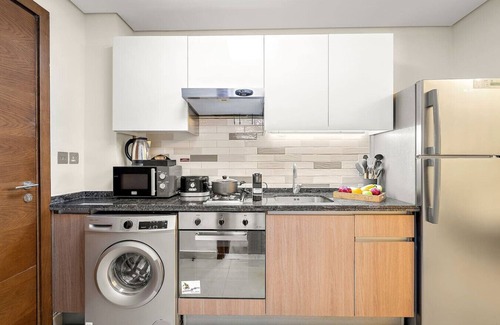 Discovery Gardens Apartment | FIRST CLASS | Studio | Classy Comfort