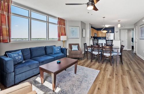 Cherry Grove Beach Condo | First-class oceanfront condo w/pools, lazy river, pier restaurant/bar in Cherry Grove