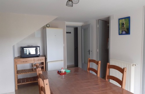 Saint-Pere-en-Retz Apartment | First floor apartment in a country house! 4km from the sea.