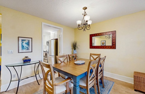 Seabrook Island Villa | First-floor villa overlooking the Ocean Winds golf course 18th fairway