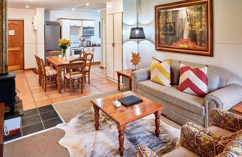 Drakensberg Gardens Hotel | First Group Bushman's Nek
