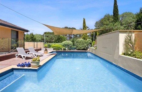 Anglesea House | First Point Anglesea