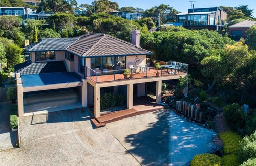 Anglesea House | First Point Anglesea