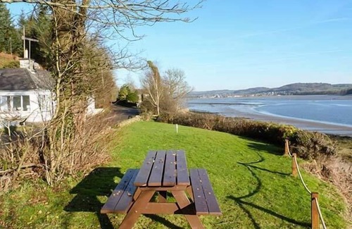 Kirkcudbright Cottage | FISH HOUSE, pet friendly, with open fire in Kirkcudbright