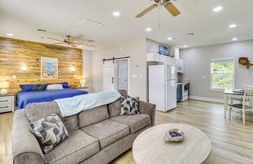 Fulton Apartment | Fish & Swim On-Site: Resort Retreat in Rockport!