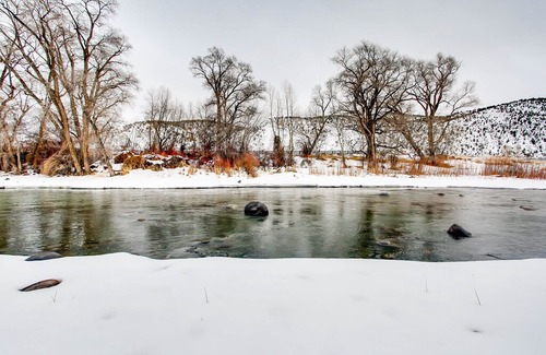 Eagle House | Fisherman's Paradise on Eagle River – 10 Minutes from Eagle Airport