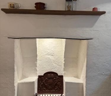 Aberystwyth Apartment | Fishermans Cottage at The Old Library