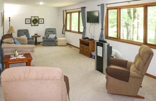 Rice Lake House | Fishermens Paradise with Fire Pit on Rice Lake!