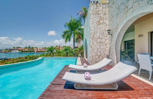 Cap Cana Marina Apartment | FISHING LODGE, INFINITY POOL, VISTAS A LA BAHIA